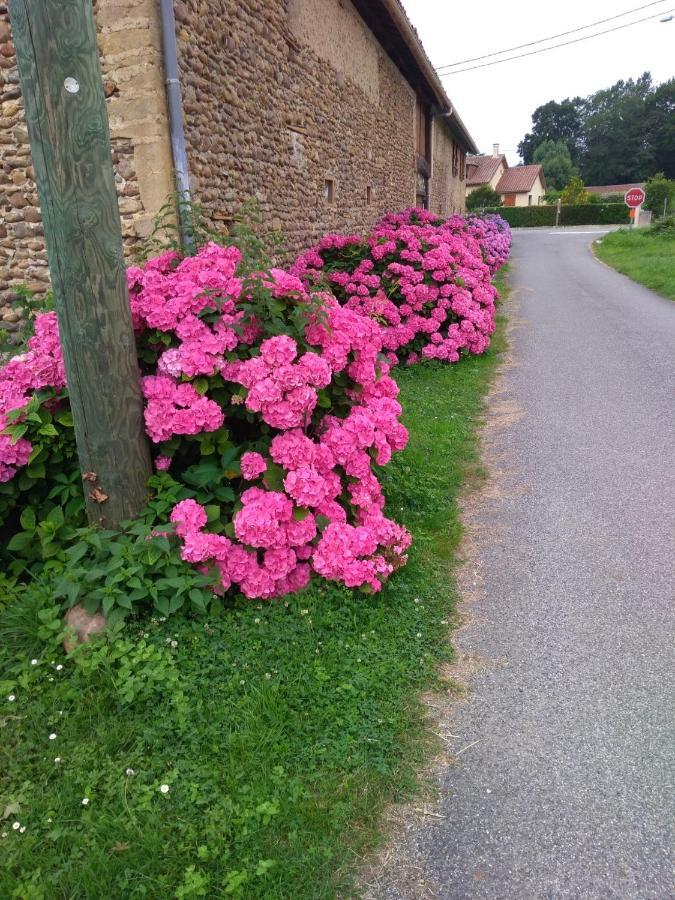 Clos A Malypense Chez Mr Montamat Galan エクステリア 写真